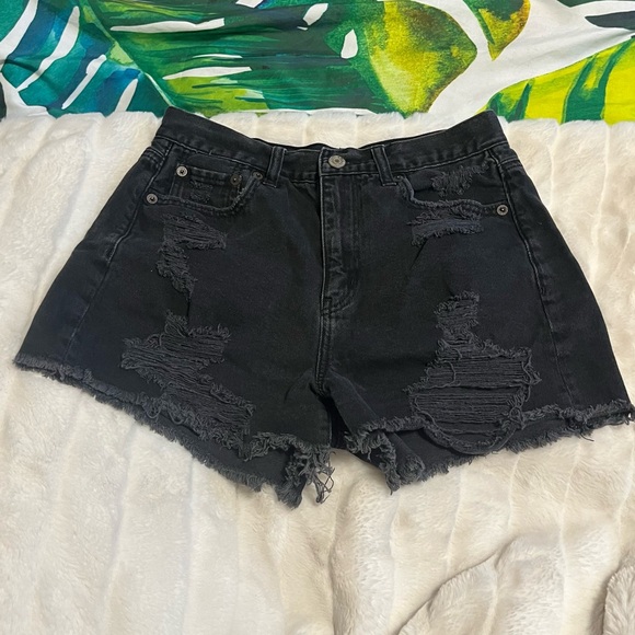 American Eagle Outfitters Pants - American Eagle Sz 2 Black Distressed High Rise Beach Concert Summer Mom Shorts